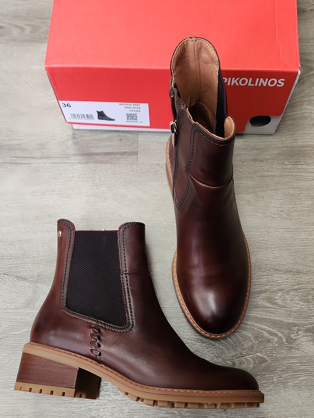 PIKOLINOS Brown Leather Chukka Boots with Tan Lug Sole Ladies MEDINA